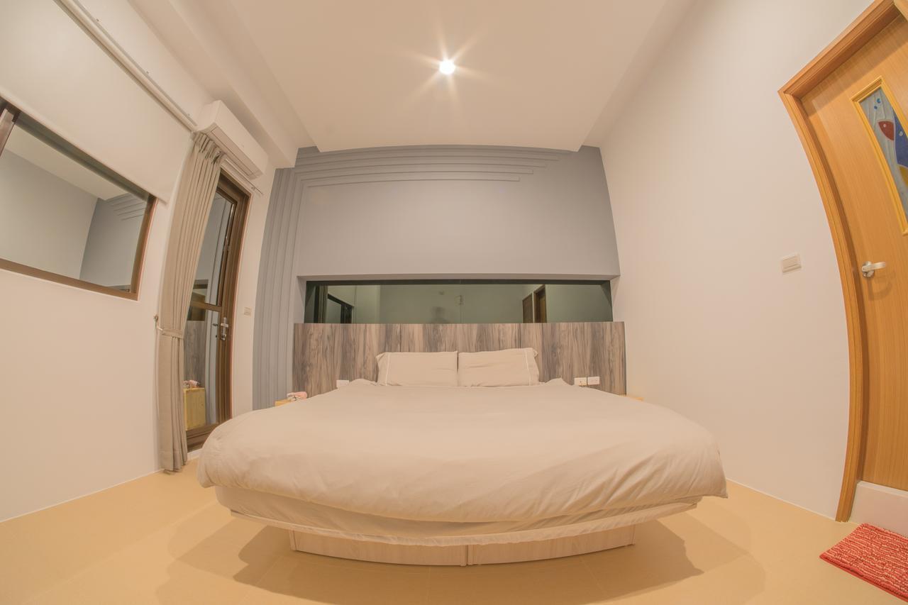 Travelers Hostel Манонг Екстериор снимка
